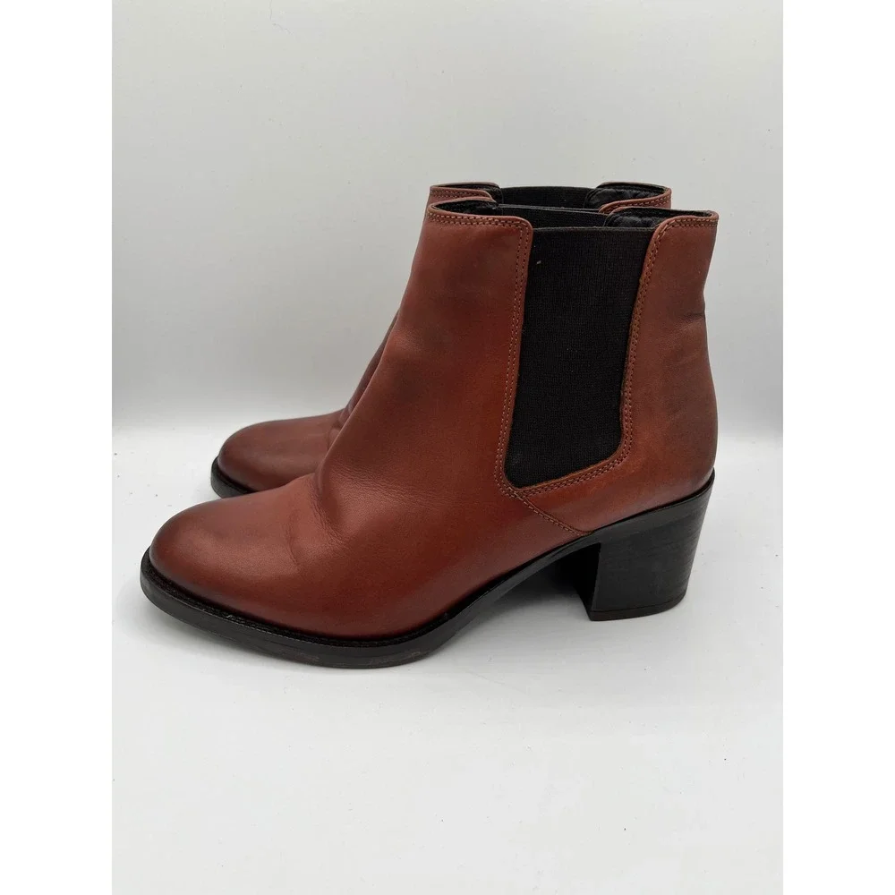 Clarks laina 55